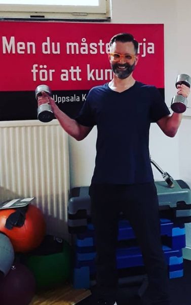 Man tränar på KomiForm